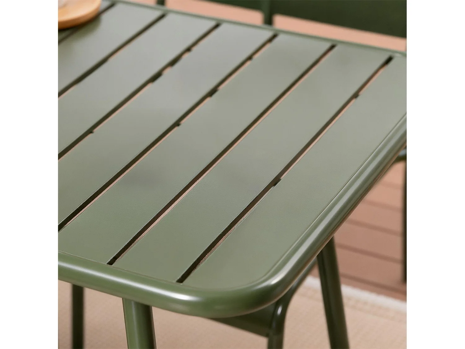 Table de jardin 4 à 6 places 120cm vert BERGAME