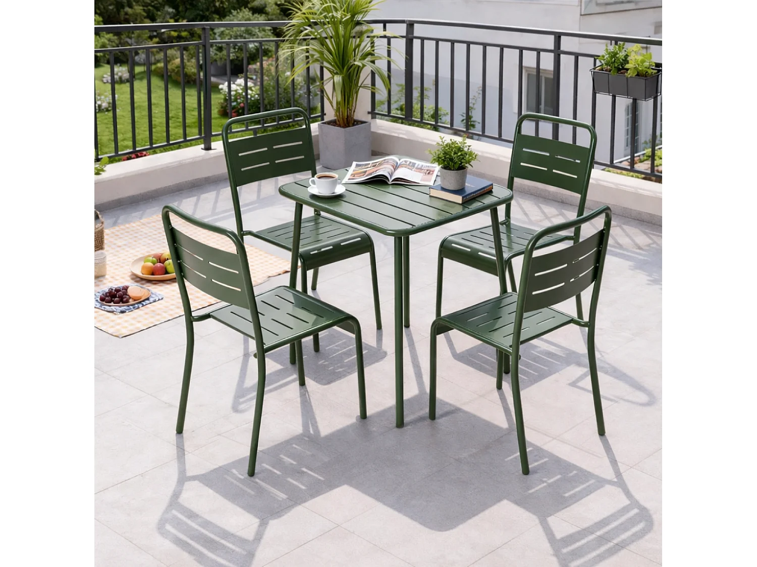 Table carrée 4 places 70x70cm vert BERGAME