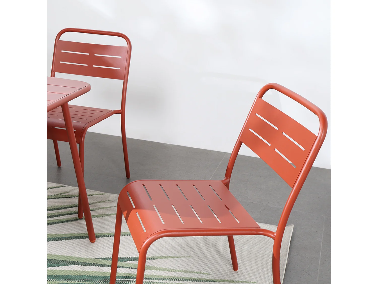 Table carrée 4 places 70x70cm terracotta BERGAME