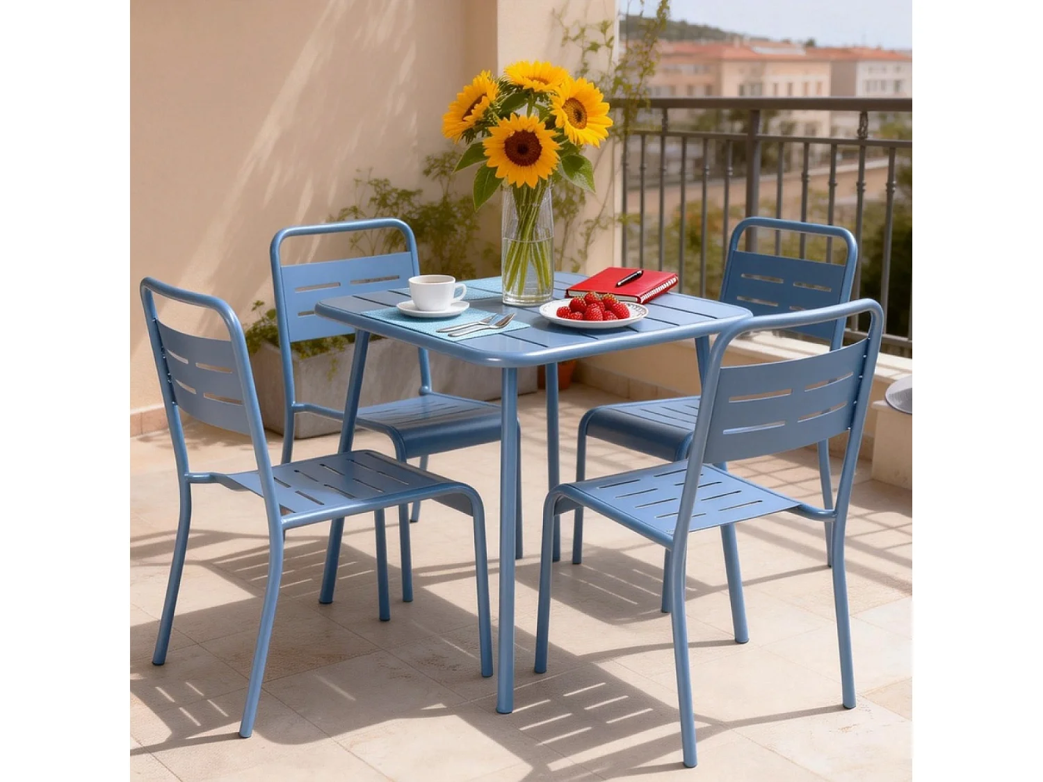 Table carrée 4 places 70x70cm bleu BERGAME