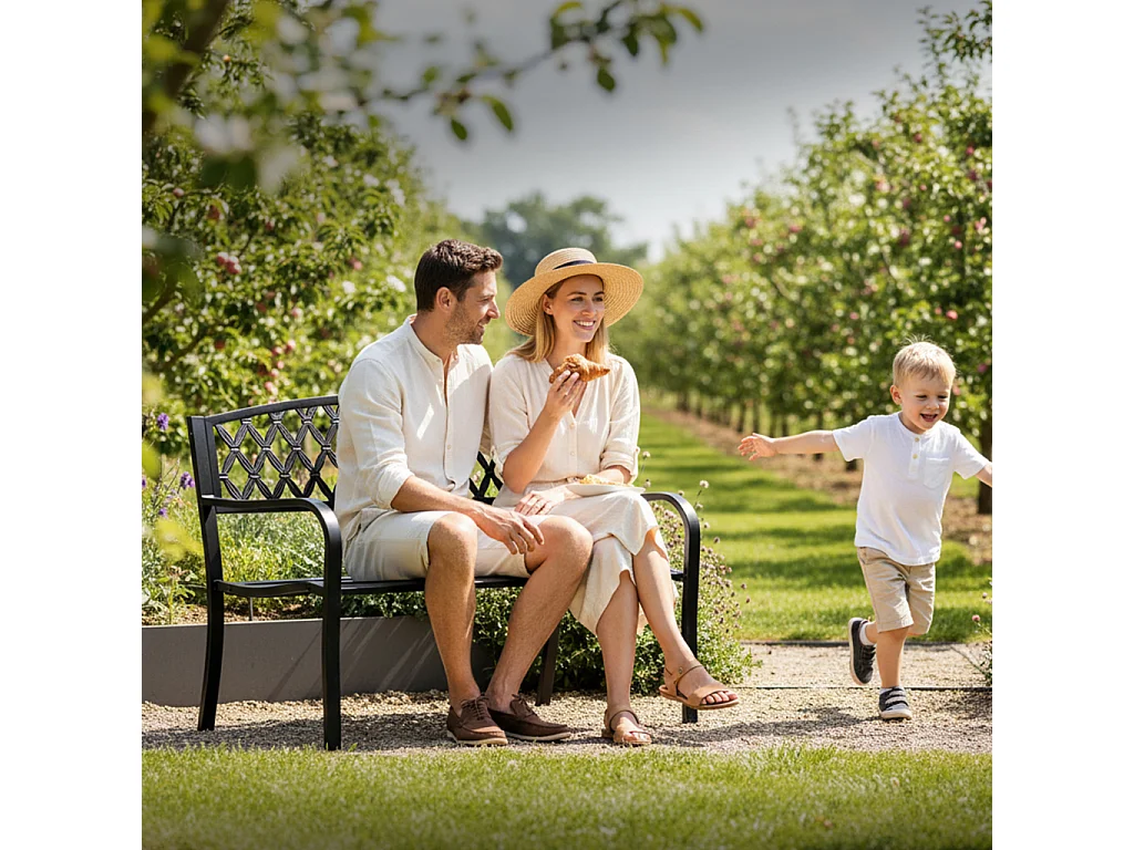 Czarna ławka ogrodowa CLASSICO ze stalowymi nogami i żeliwnym oparciem szerokość 127 cm