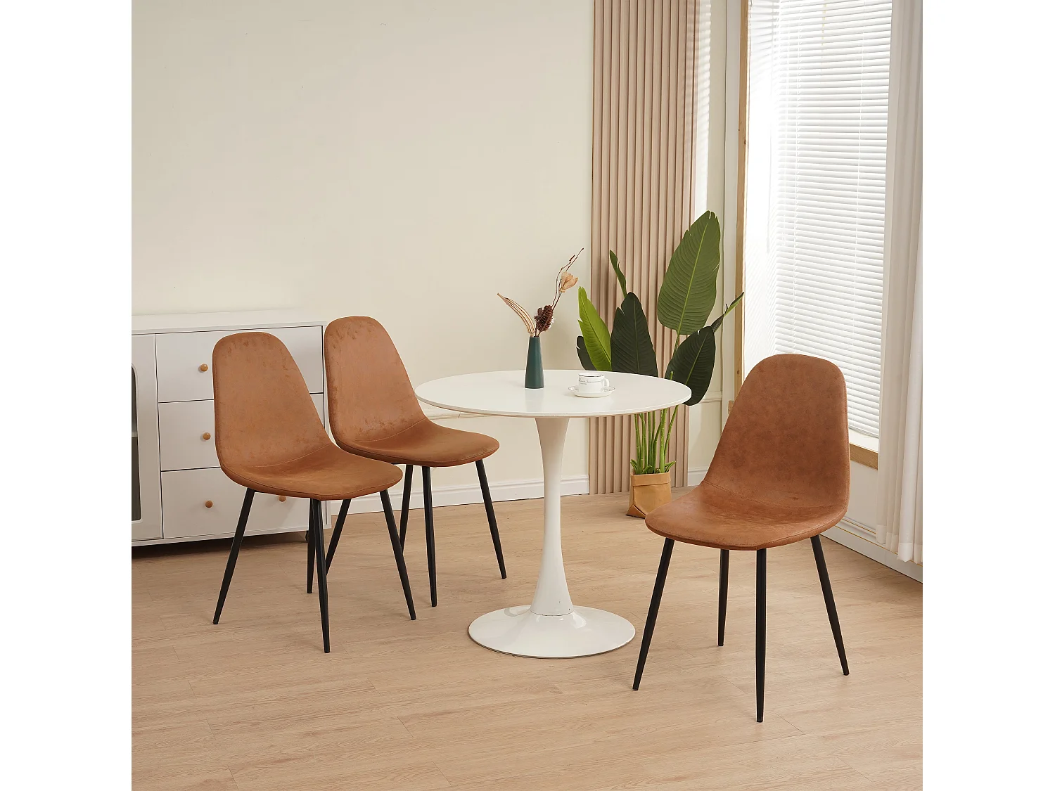 Lot de 4 chaises de salle à manger, Avec pieds en métal, marron