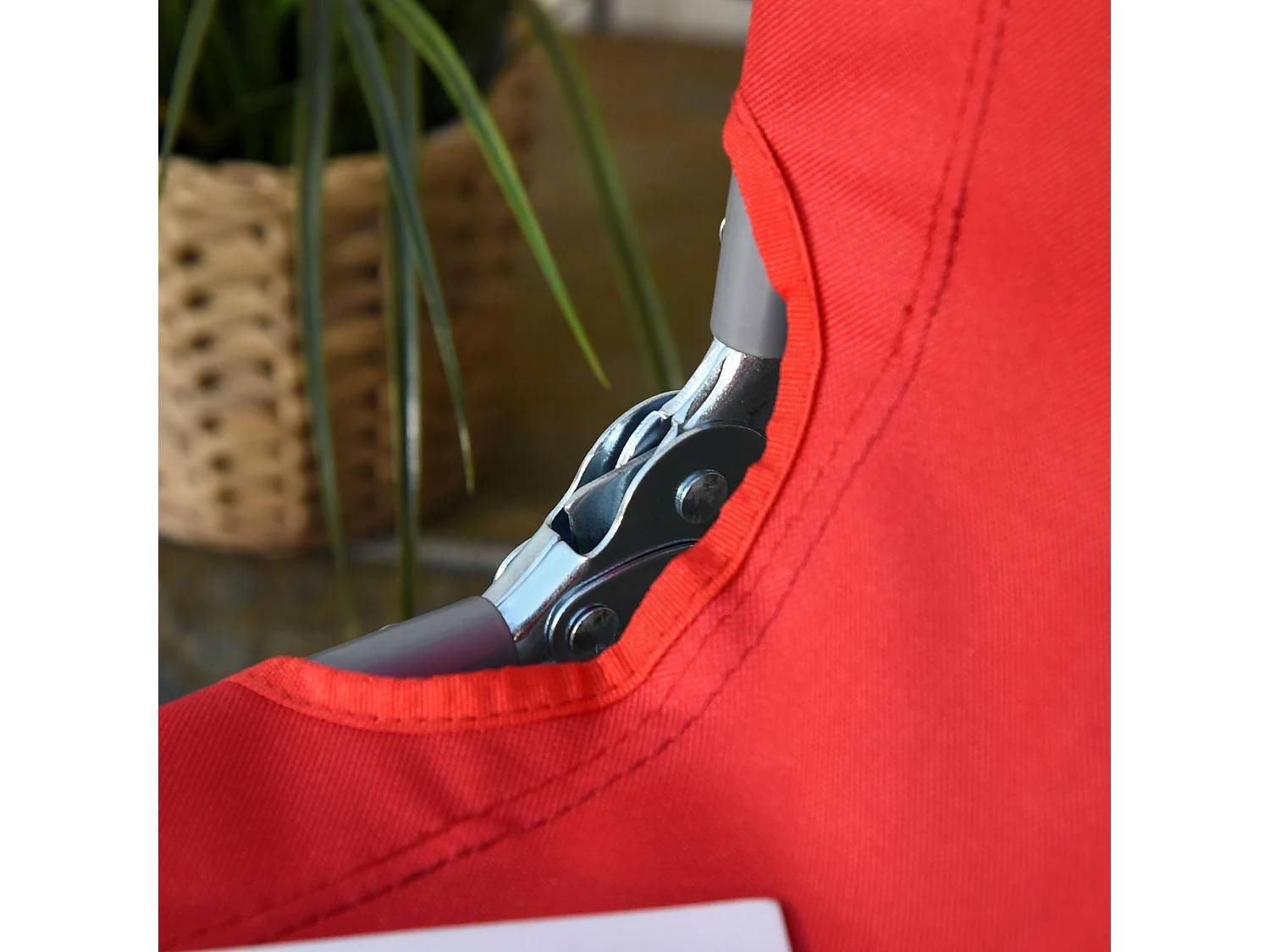 Sdraio pieghevole con schienale a 5 reclinazioni rosso