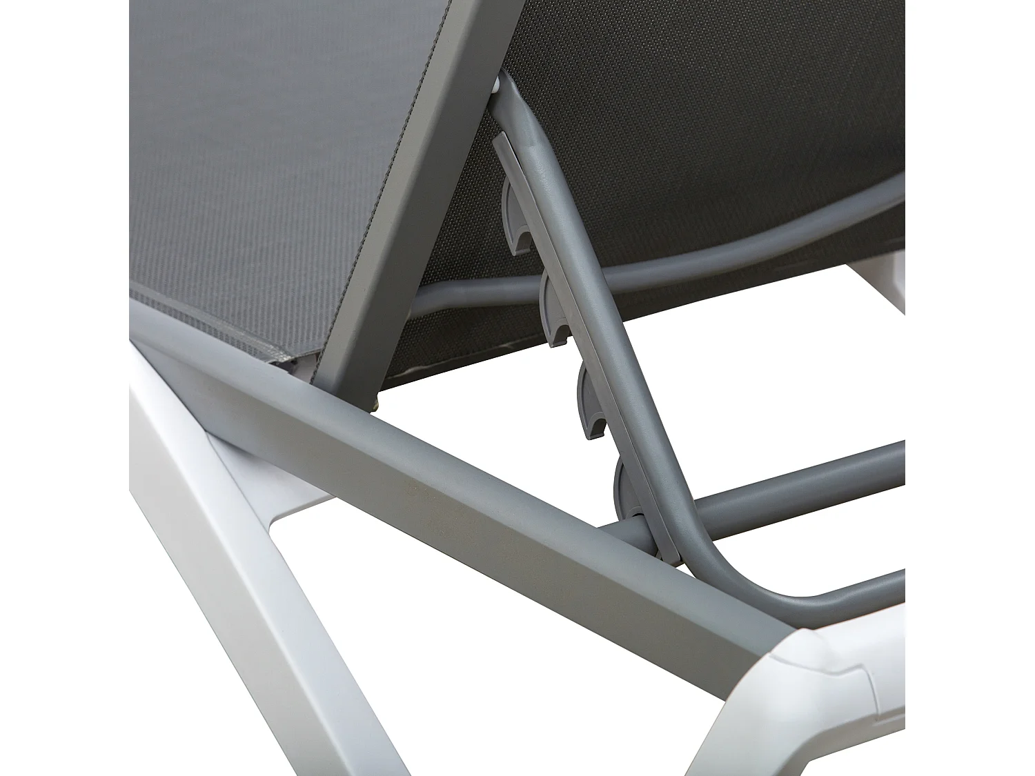 Lettino prendisole con schienale reclinabile su 5 livelli e rotelle