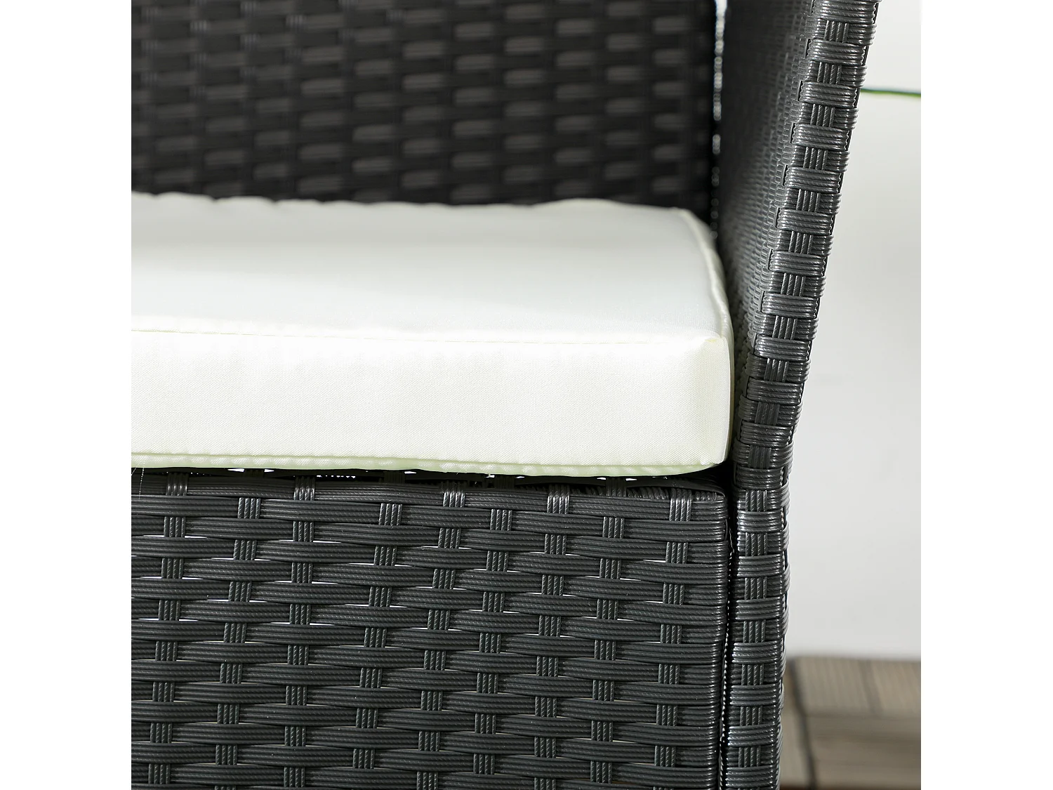 Divano da giardino 2 posti con cuscino e braccioli in rattan pe nero