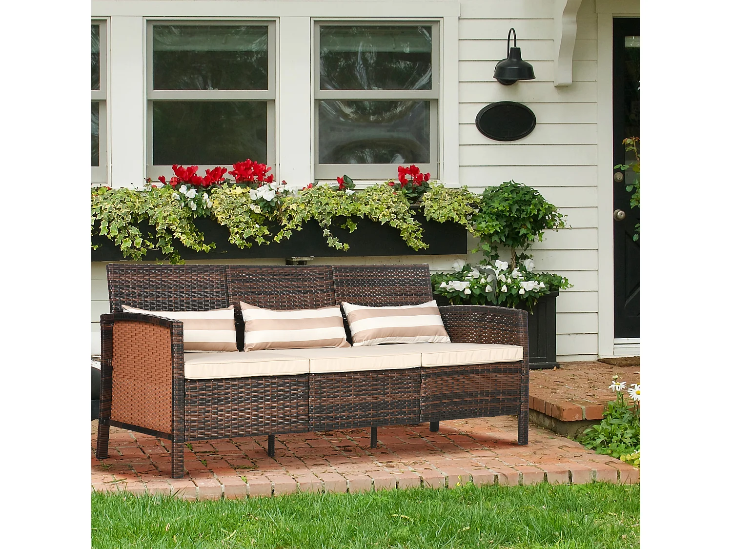 Divano 3 posti da esterno con cuscini in rattan pe marrone