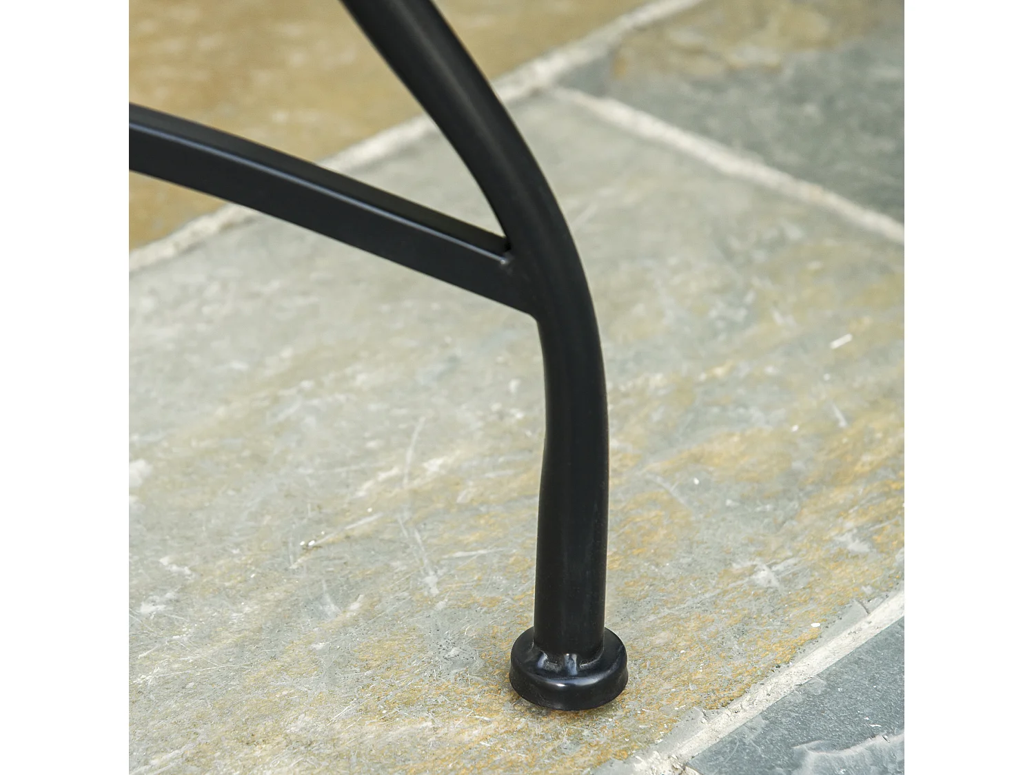 Tavolino da Caffè per Esterni con Piano in Ceramica Mosaico e Struttura in Metallo