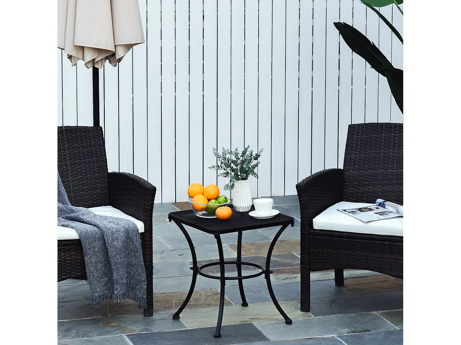 Tavolino da giardino in acciaio piano traforato 45x45x50cm