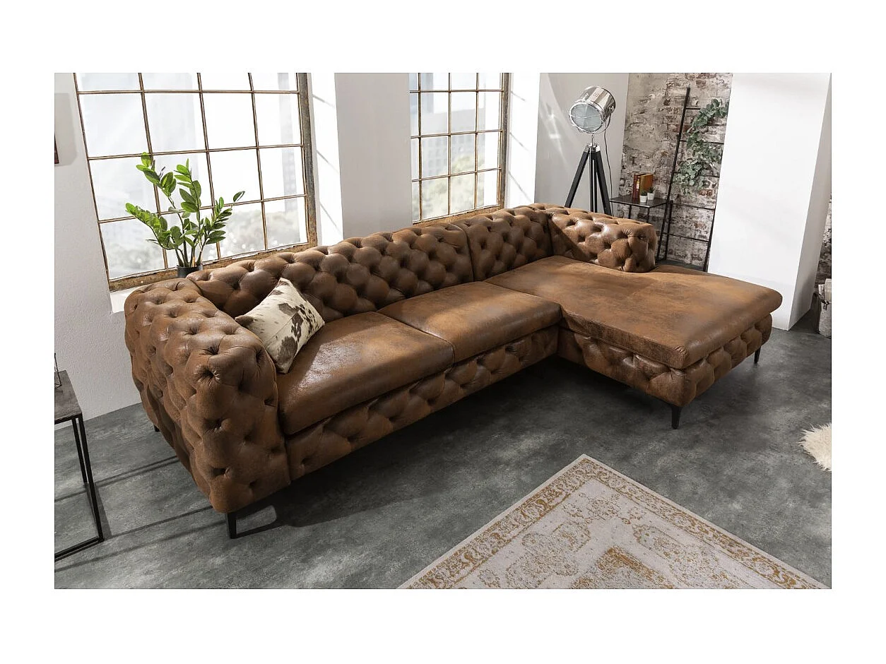 Ecksofa VELENA braun – Barocksofa aus Mikrofaser mit Massivholzstruktur