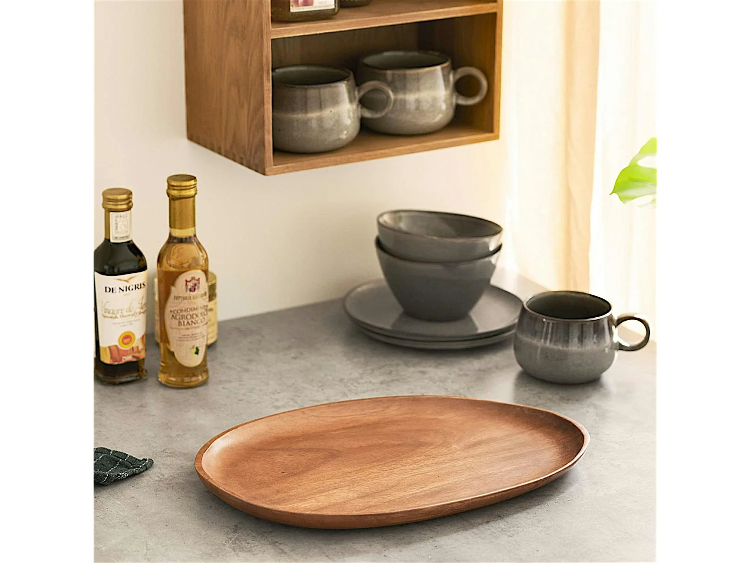 Plateau décoratif bois d'acacia forme organique