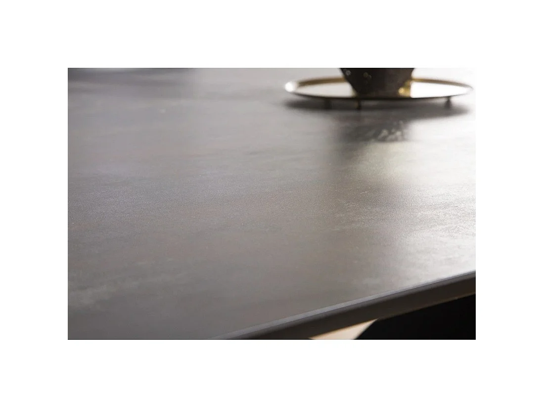 Mesa de comedor ATARA 180–260 cm – Tablero de cerámica gris topo y estructura de metal negro