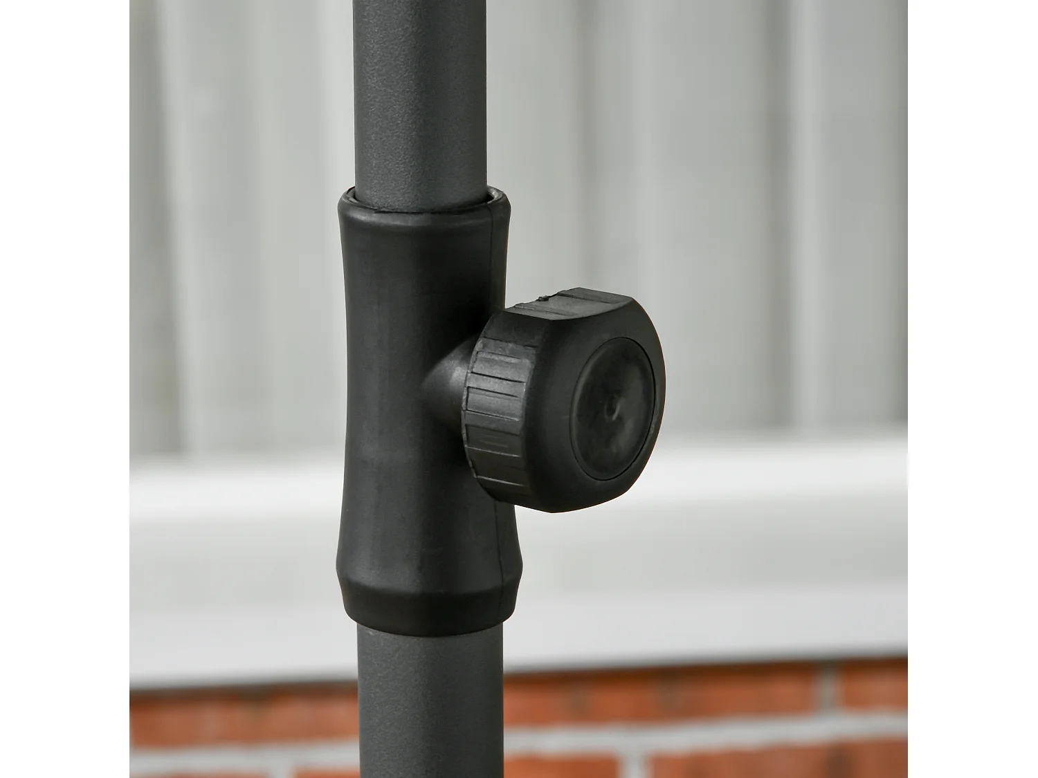 Ombrellone da spiaggia con tettuccio reclinabile a 45°