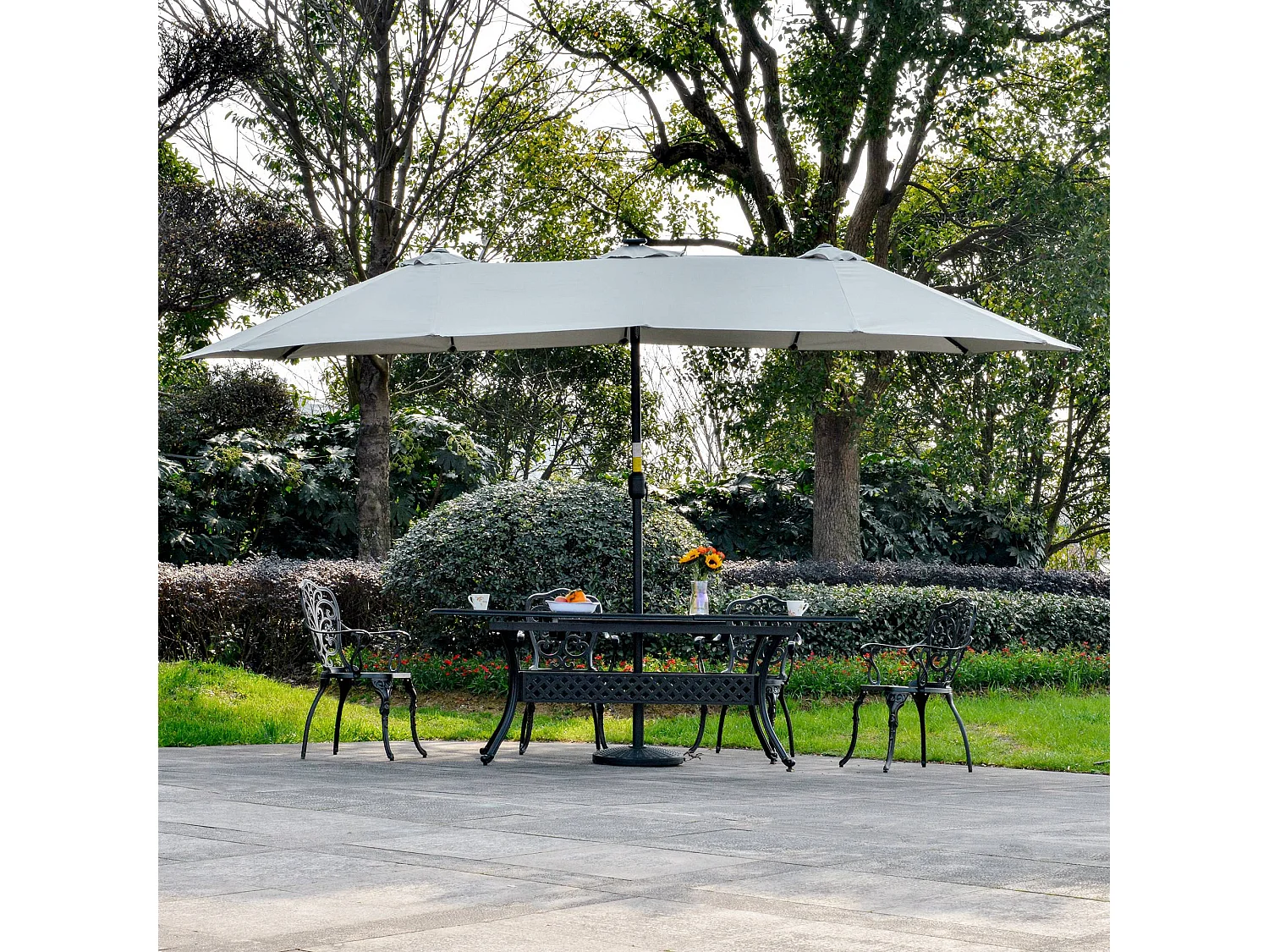 Ombrellone da giardino 4.5m con 48 luci led e manovella grigio chiaro