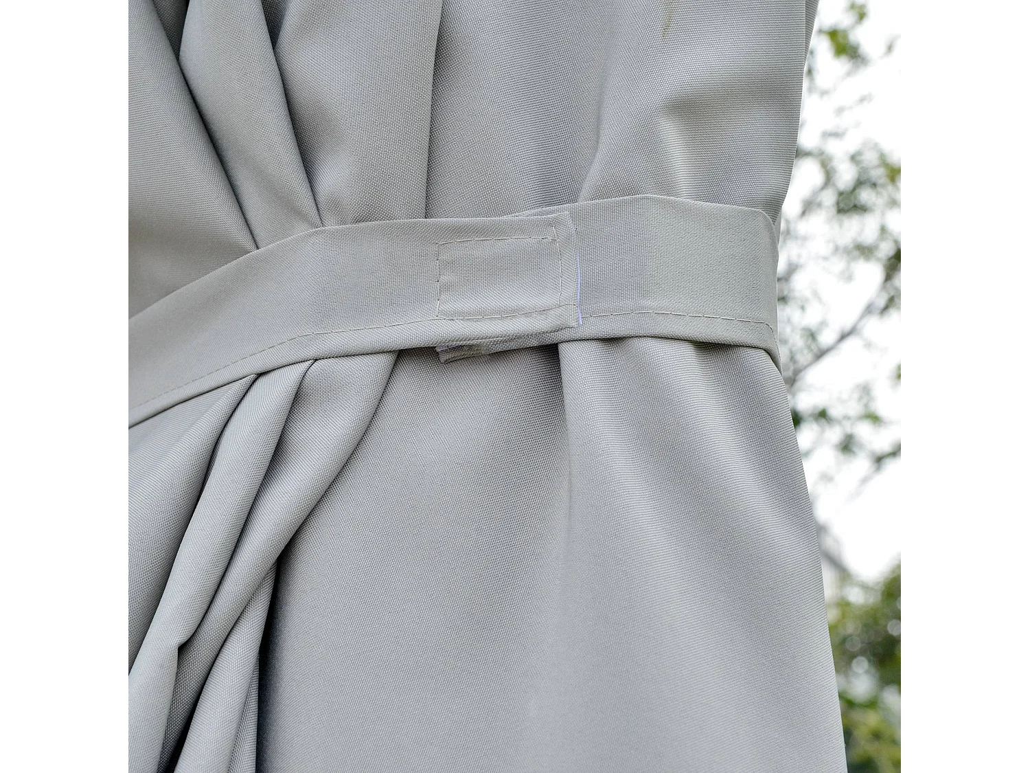 Ombrellone da giardino 4.5m con 48 luci led e manovella grigio chiaro