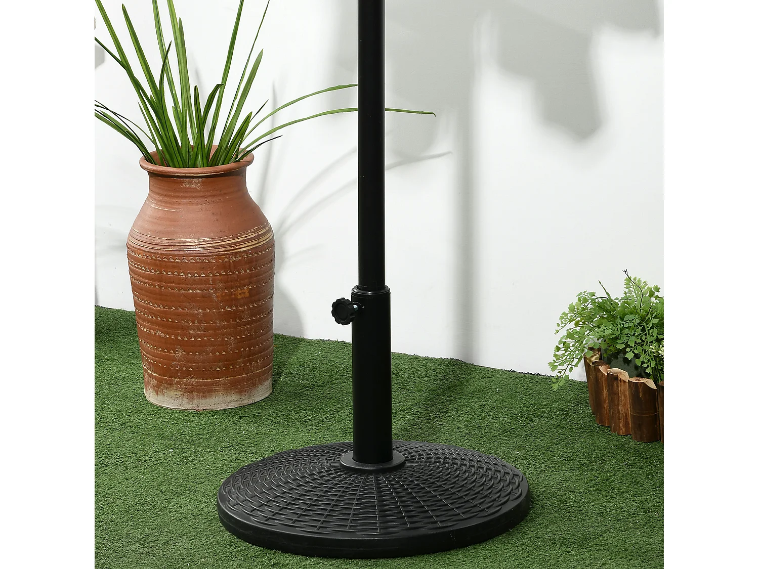 Base per ombrellone rotonda da 12.5kg effetto rattan in hdpe nero