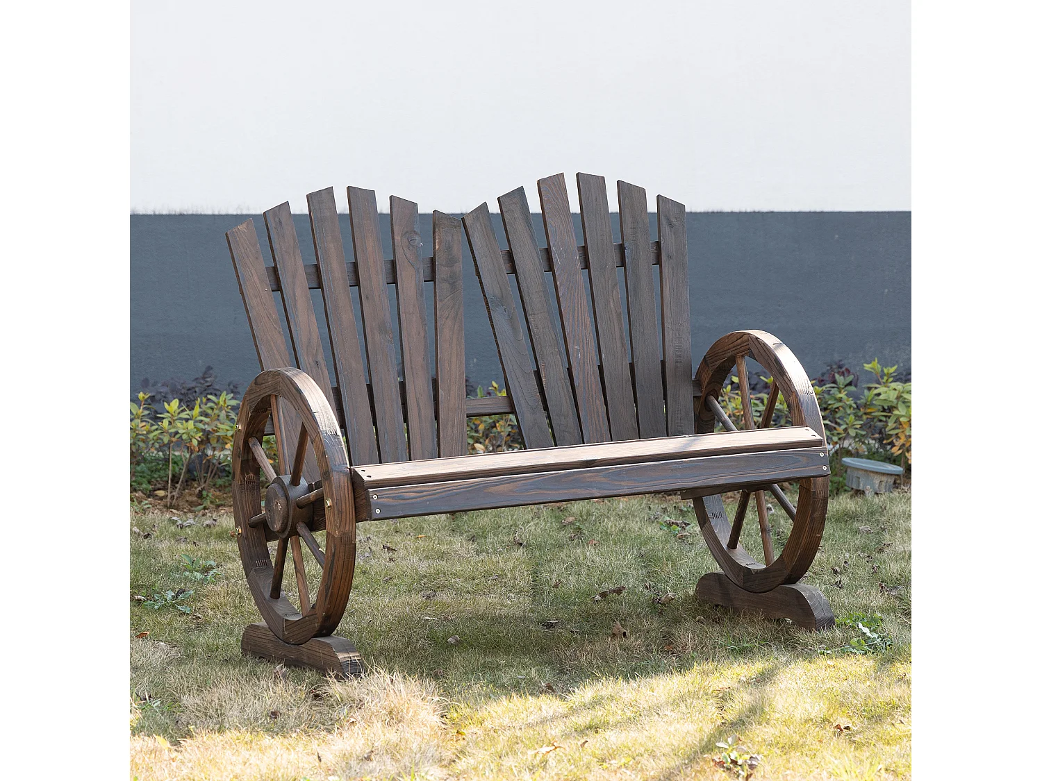 Panchina da giardino stile country in legno carbonizzato