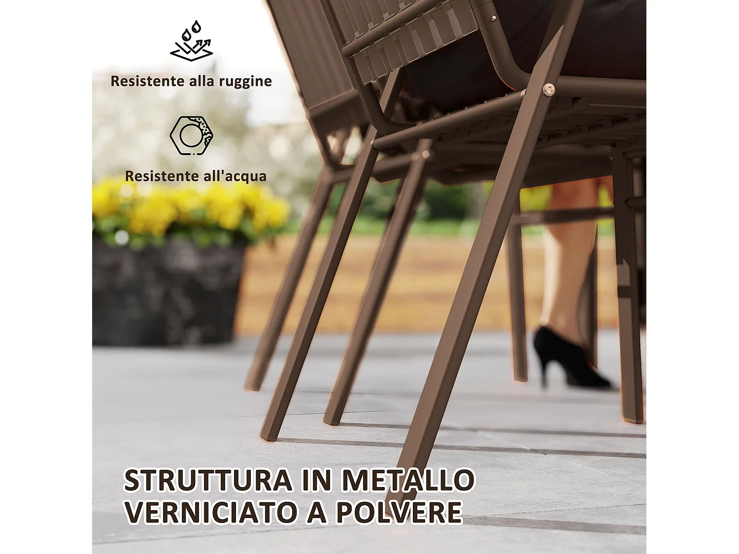 Set 4 sedie per esterno impilabili con braccioli marrone scuro