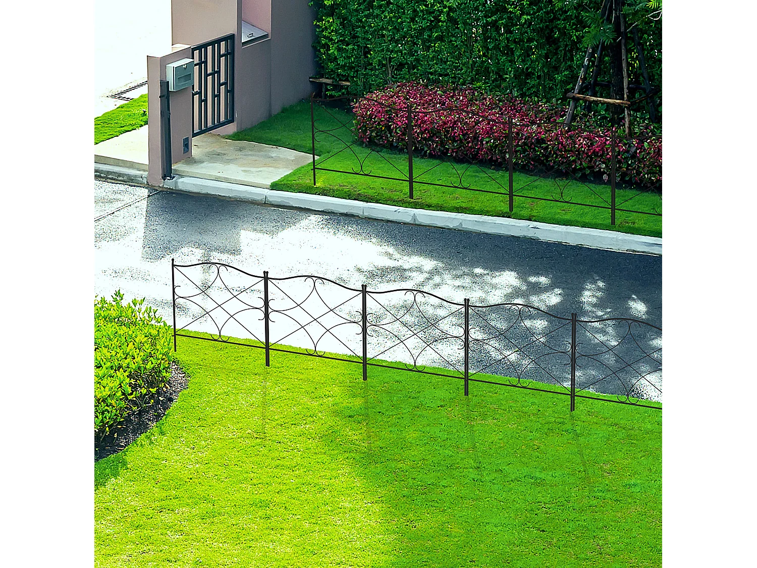 Recinzione esterna in metallo a 5 pannelli con paletti 305x62 cm nera