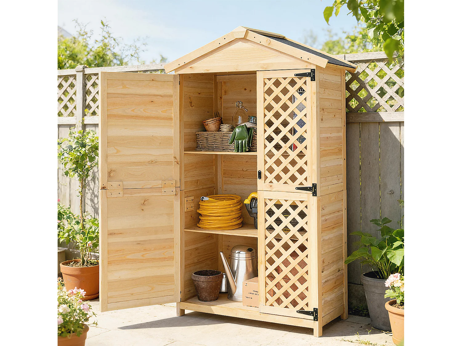 Armadio da esterno con tetto impermeabile in legno naturale