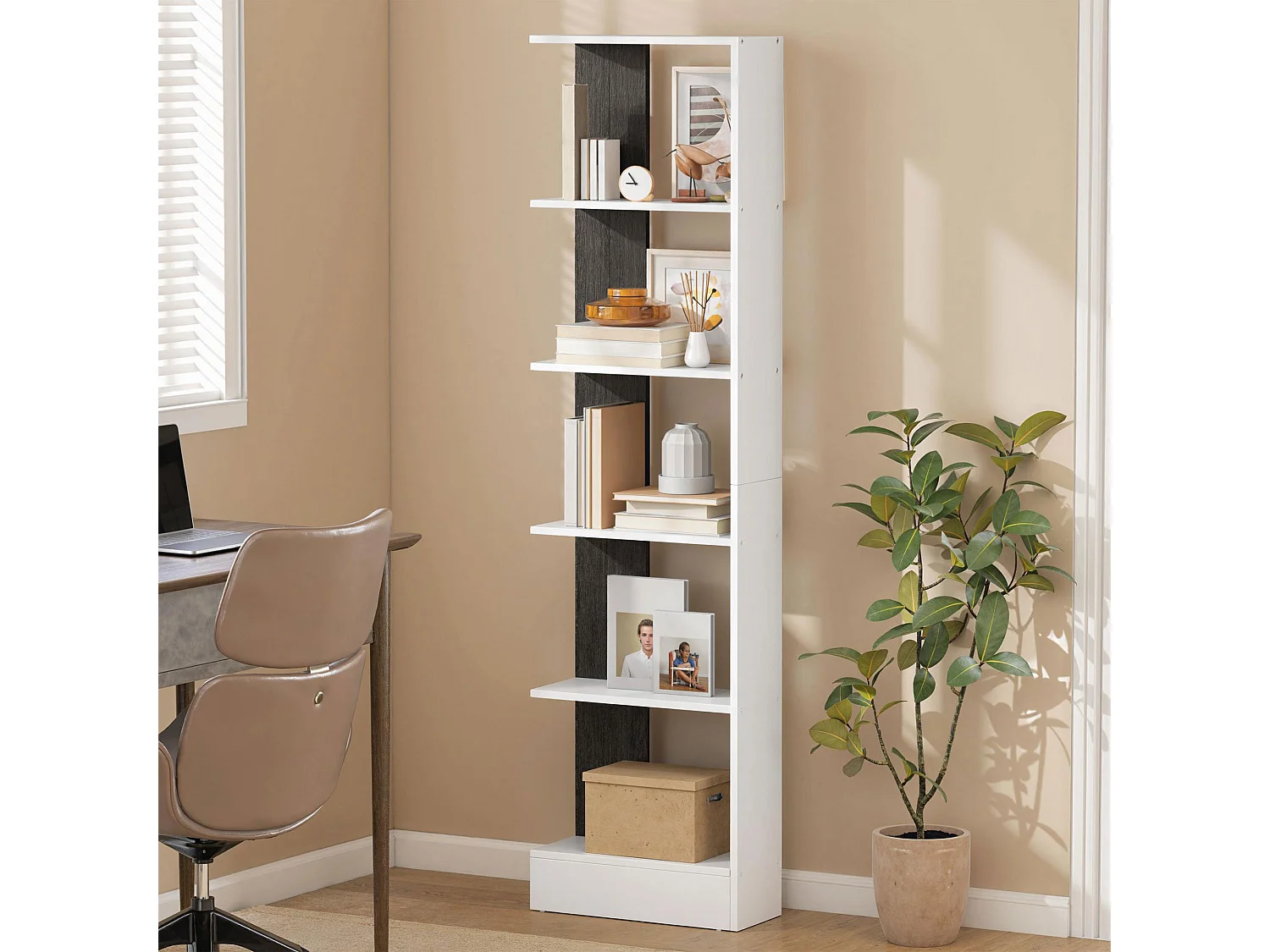 Libreria moderna salvaspazio a cinque ripiani in legno bianco e nero