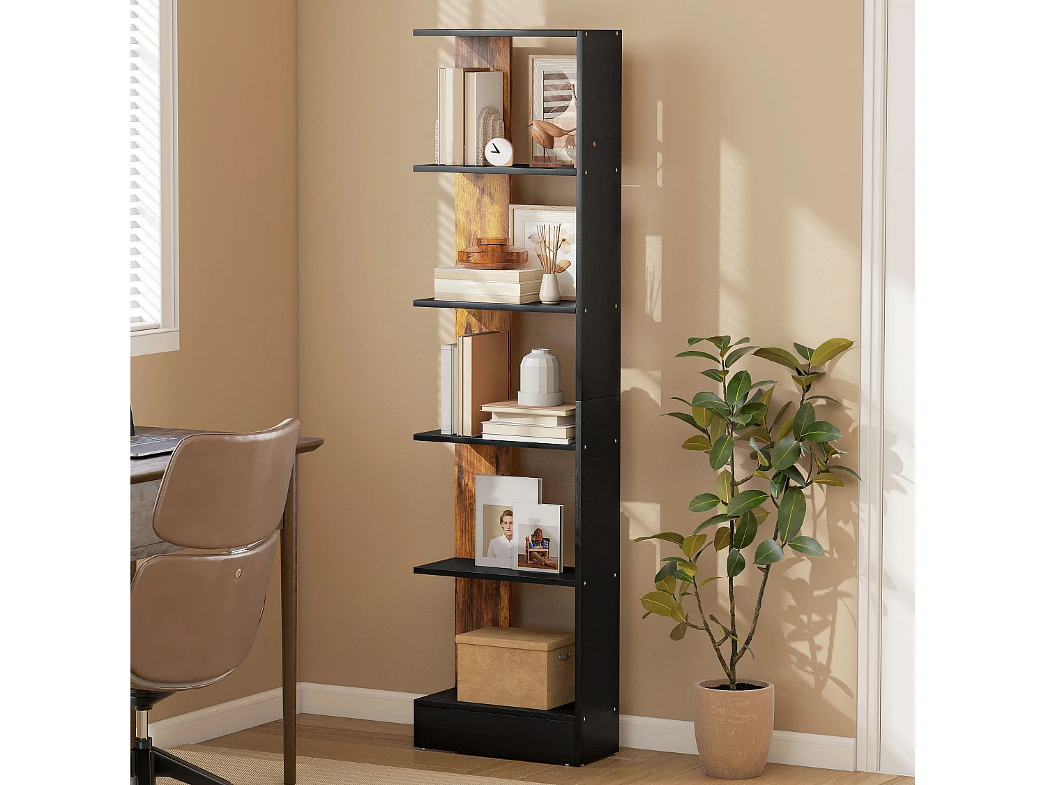 Libreria moderna salvaspazio a cinque ripiani in legno marrone e nero