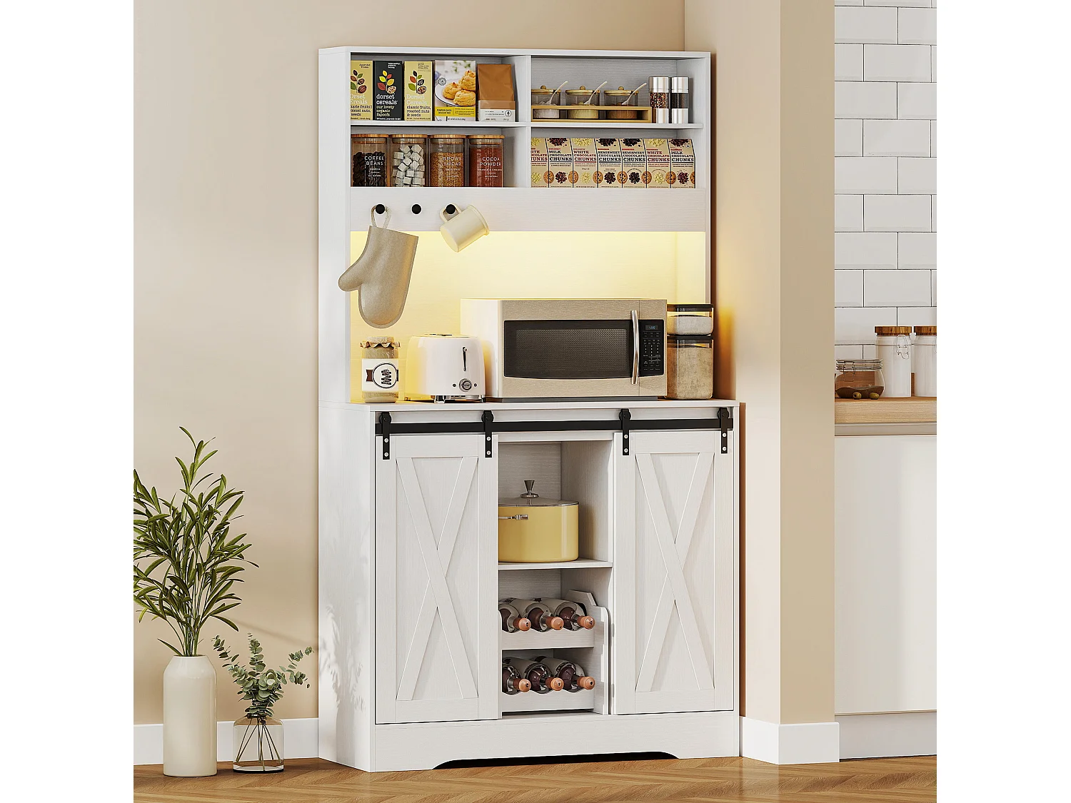 Credenza cucina con prese elettriche luce led e portabottiglie bianco