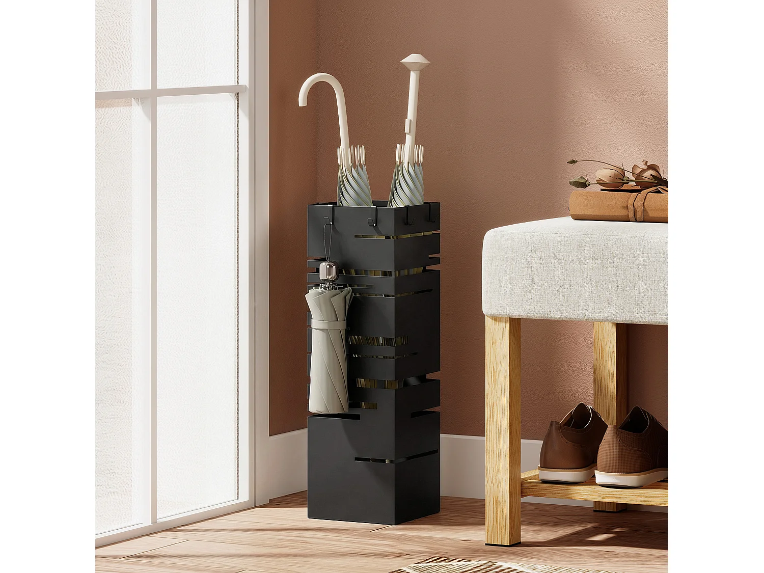 Portaombrelli quadrato per ingresso in metallo con vassoio nero