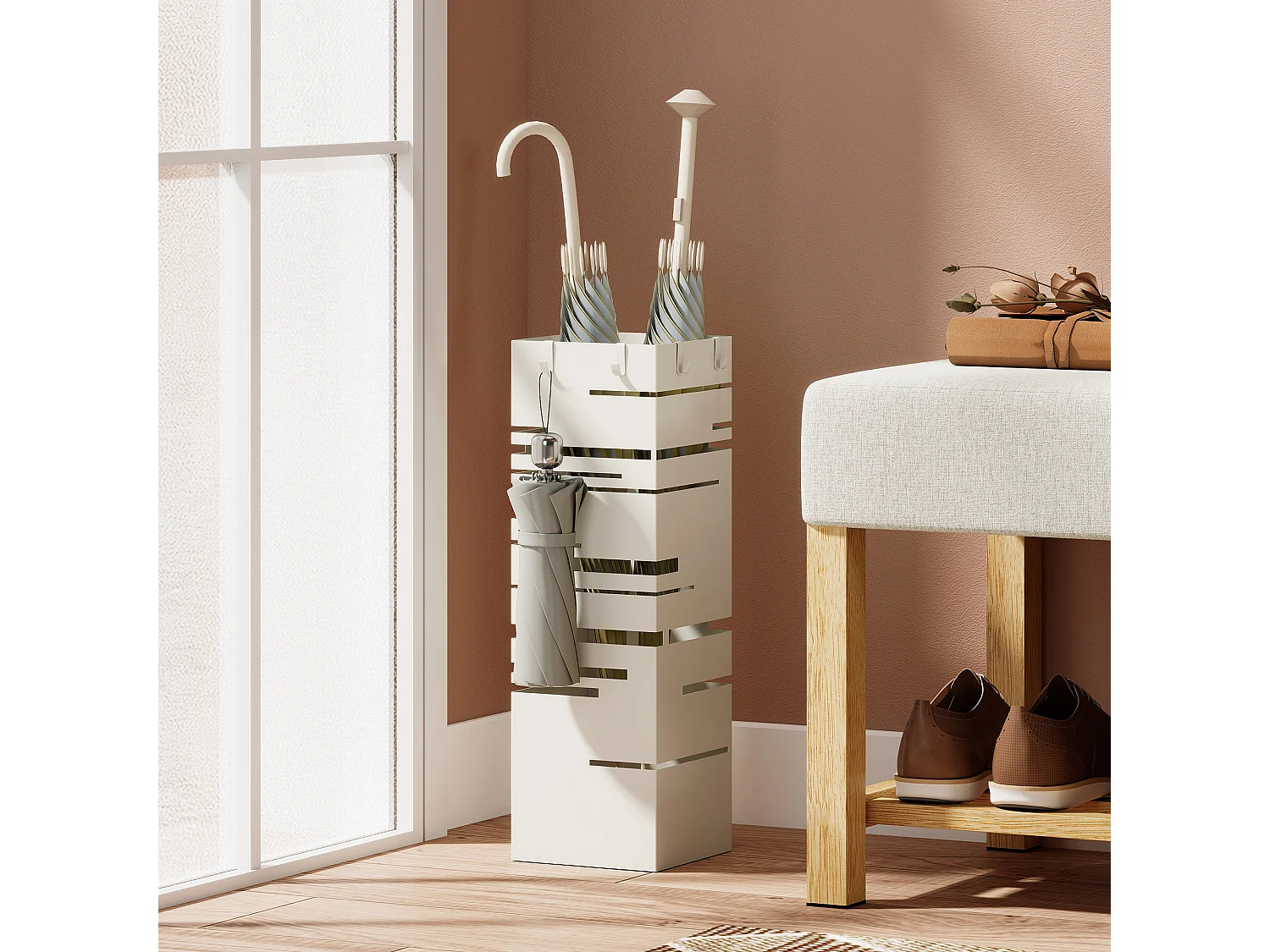 Portaombrelli quadrato autoportante con vassoio in metallo beige