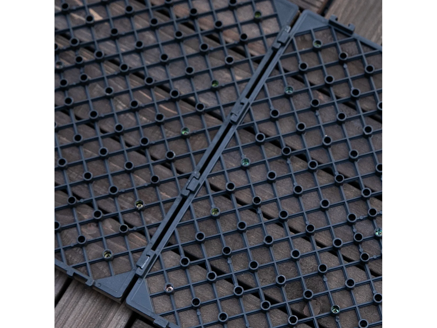 Piastrelle per esterni montaggio a incastro in legno 27 pezzi