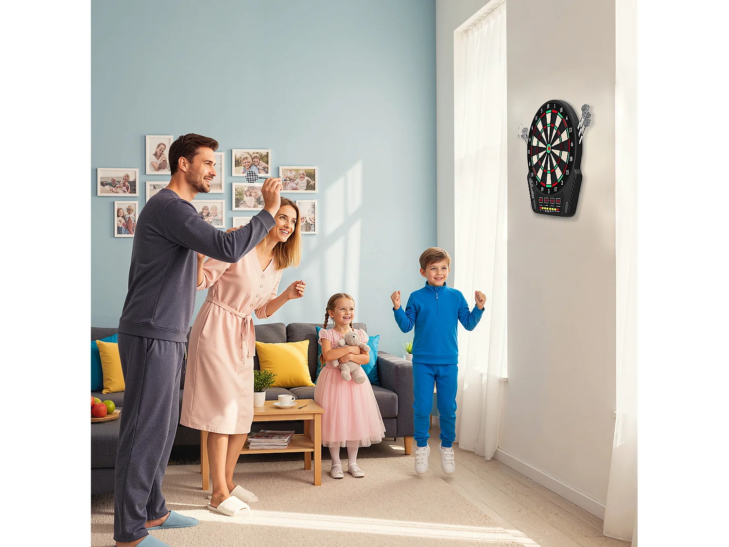 Bersaglio freccette con 6 freccette, alimentatore e 4 display led nero