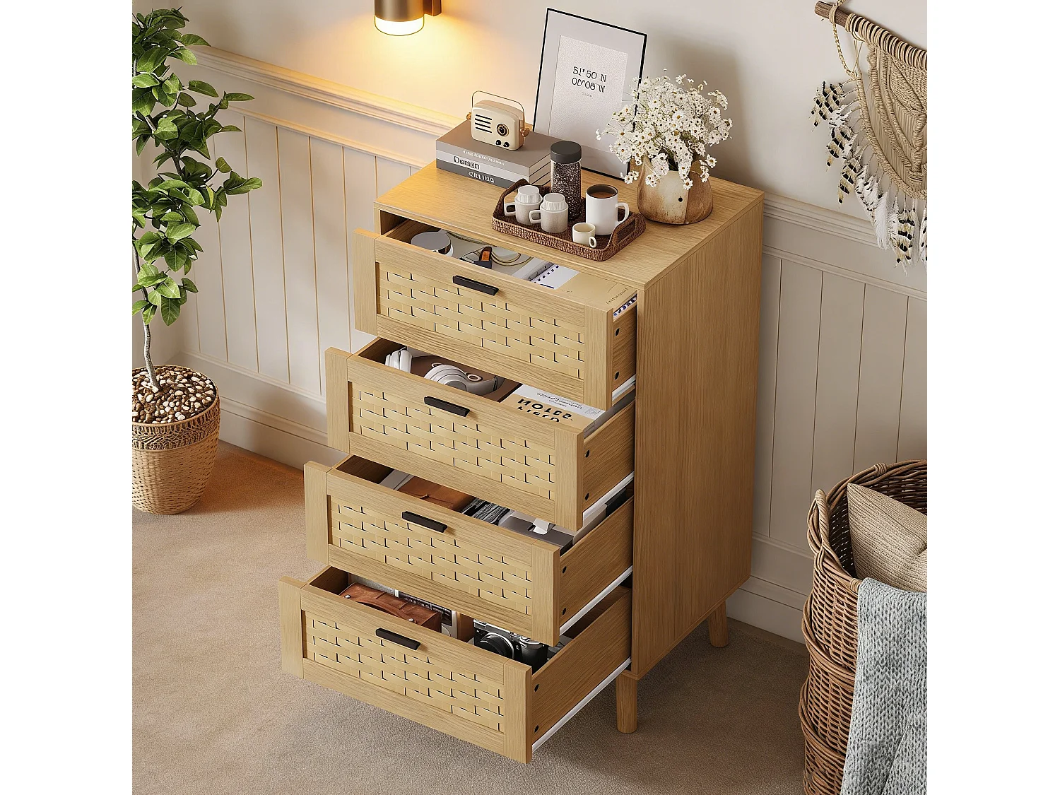 Commode à 4 tiroirs, conception en osier, 55 x 39 x 95 cm, avec poignées et pieds, marron