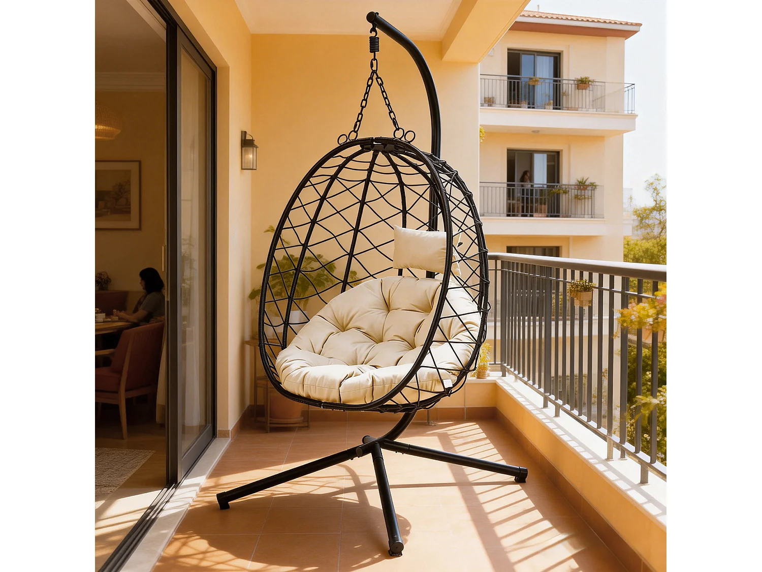 Fauteuil suspendu HOMEMIYN avec coussin, chaise hamac avec support métallique noir, coussin gris ou beige, idéal jardin balcon printemps