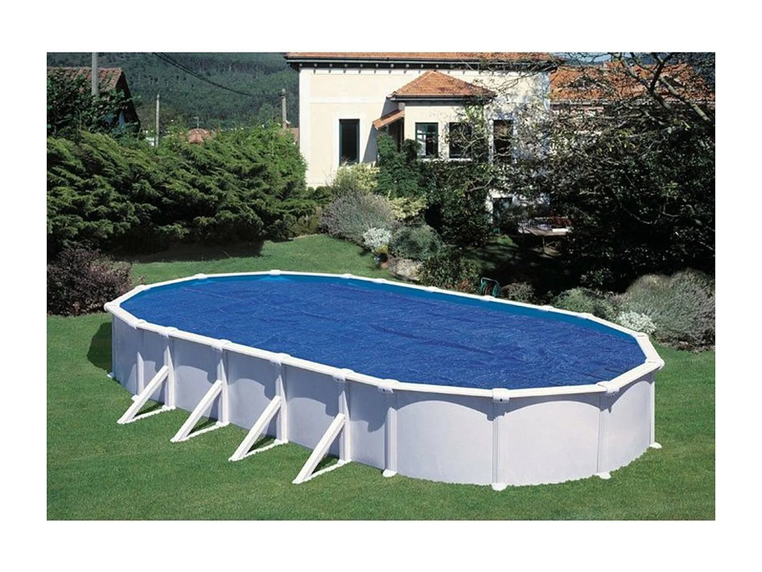 Bâche à bulles pour piscine acier ovale GRE 7,30 x 3,75 m - 180 microns