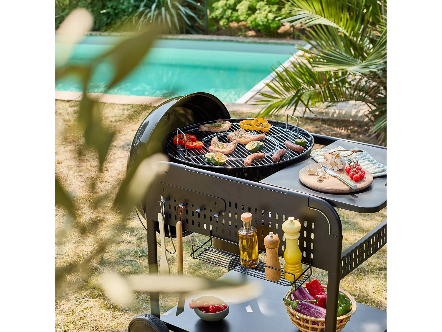 Barbacoa redonda de carbón de acero esmaltado con carrito, ø53cm