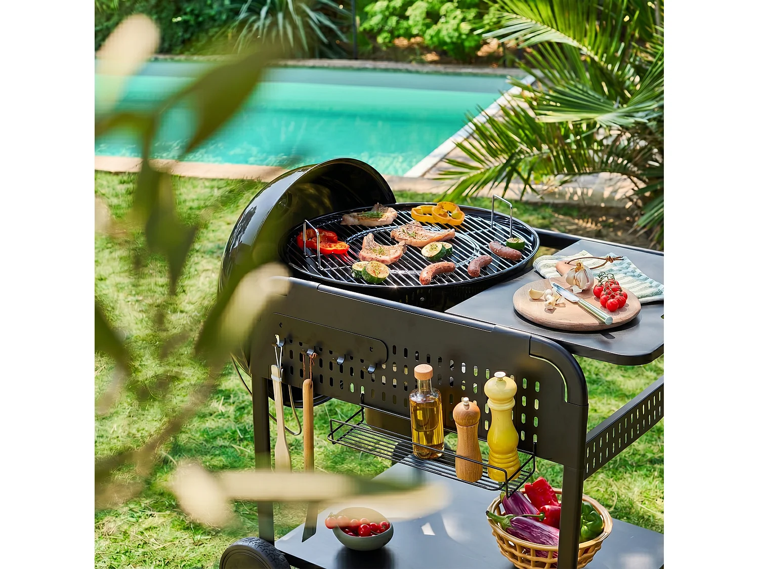 Barbecue rond charbon de bois acier émaillé Ø53cm. grill noir avec chariot - Maurice