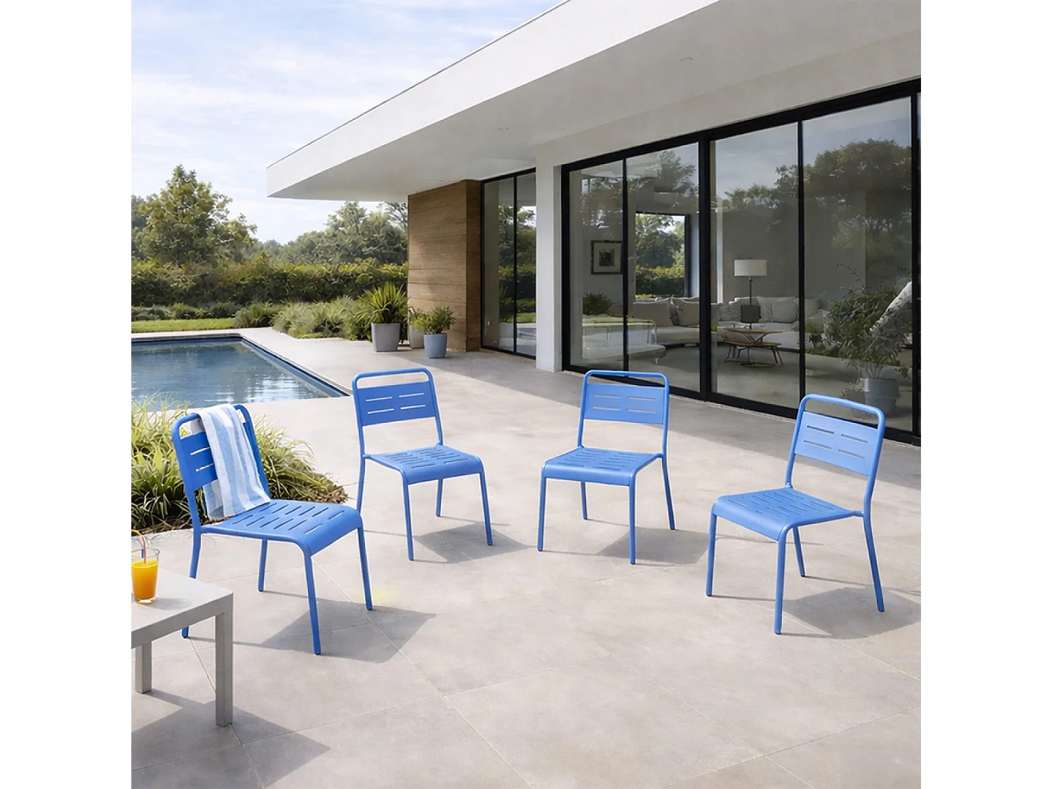 Ensemble de 4 chaises de jardin empilables bleues BERGAME