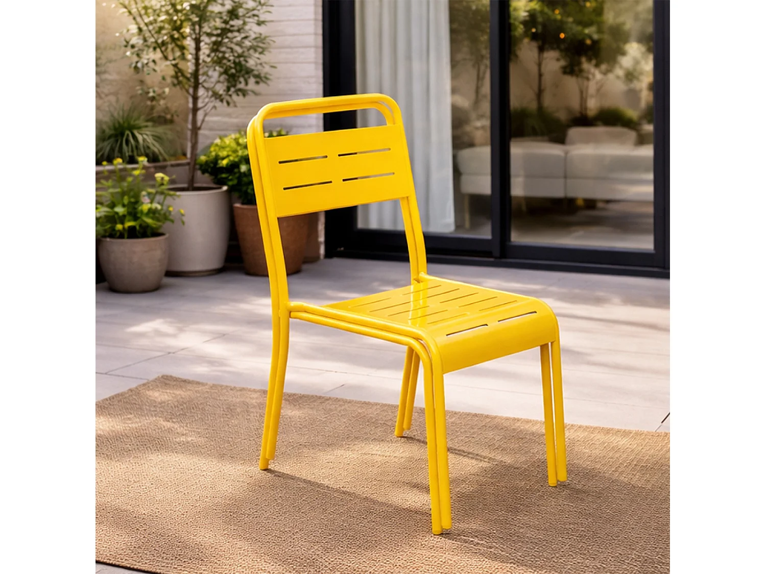 Lot de 2 chaises de jardin empilables jaunes BERGAME