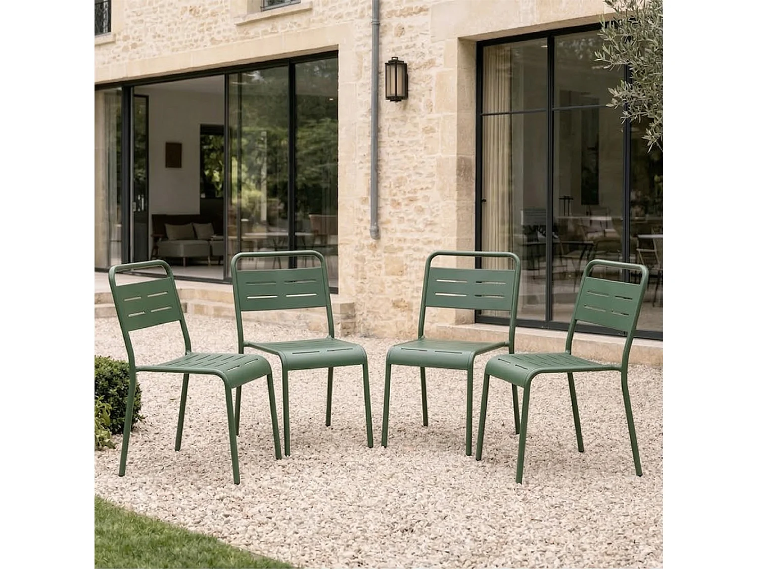 Ensemble de 4 chaises de jardin empilables vertes BERGAME