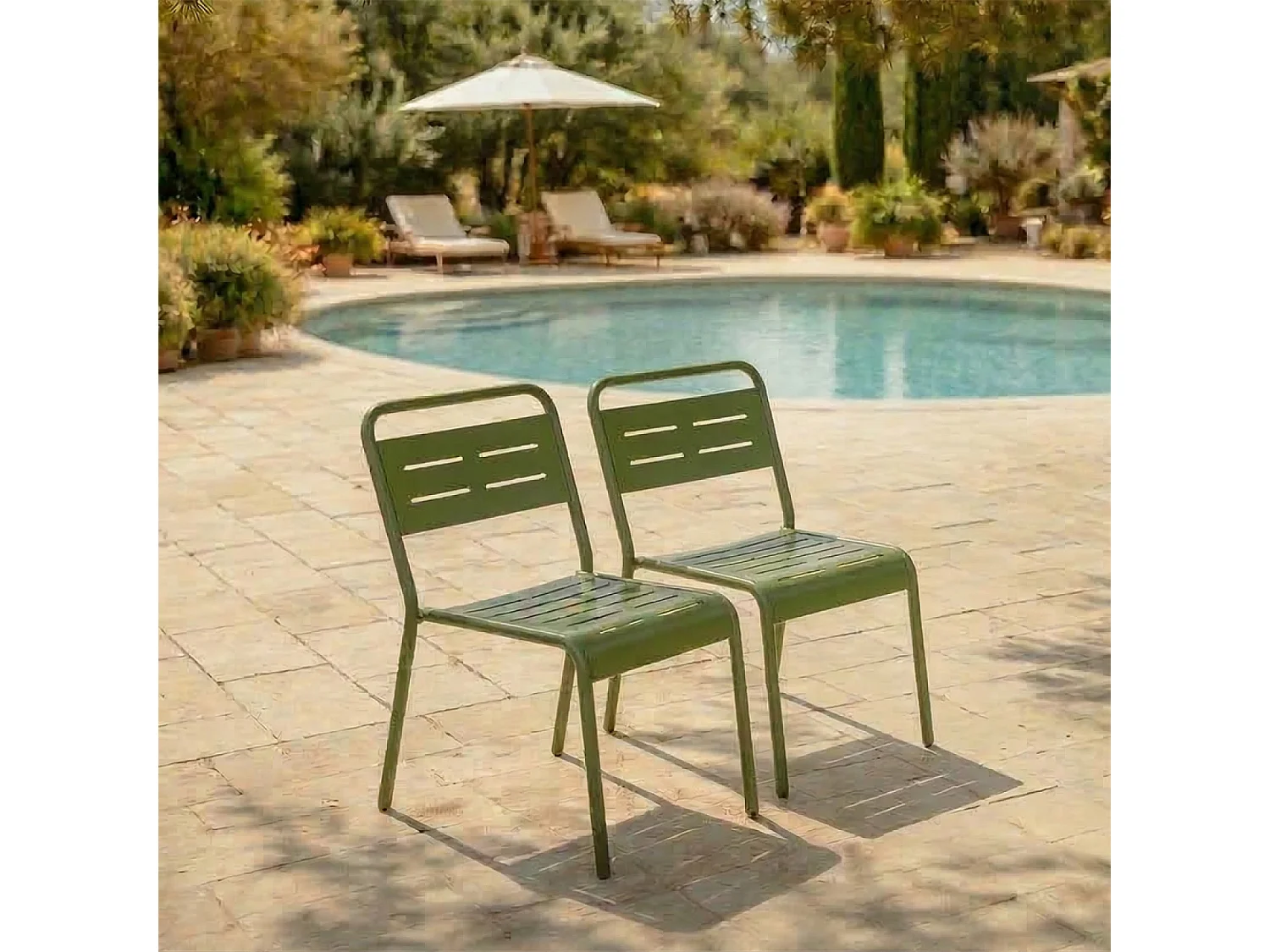 Lot de 2 chaises de jardin empilables vertes BERGAME