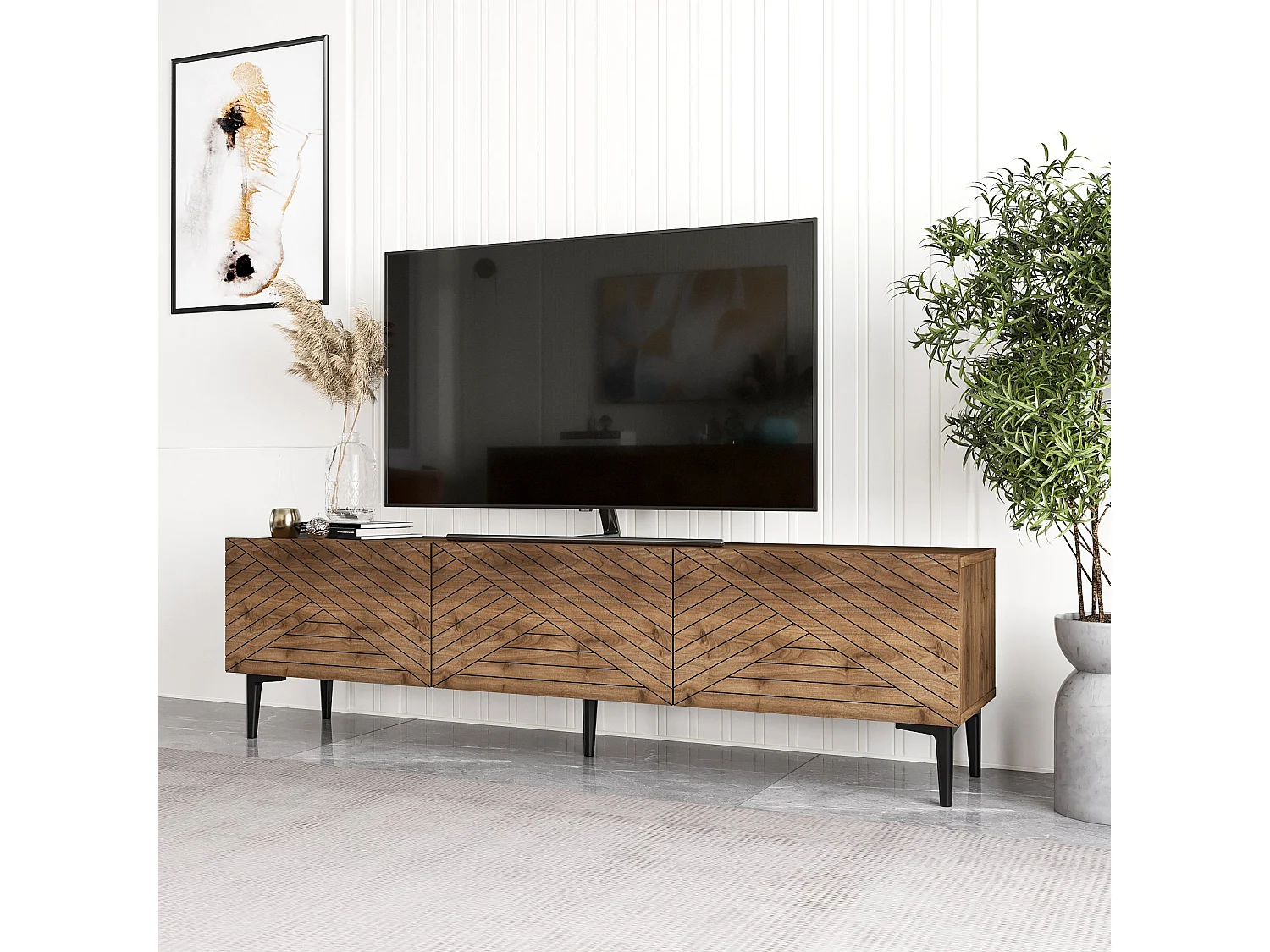 Bruin houten TV-meubel "Felix" 160x31x44 cm, 3 deuren, poten 15 cm, modern design en praktische opbergruimte