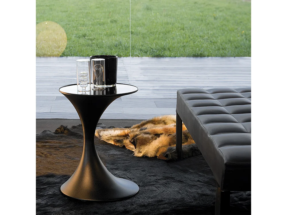 Andorra salontafel matzwarte structuur en zwart glazen blad