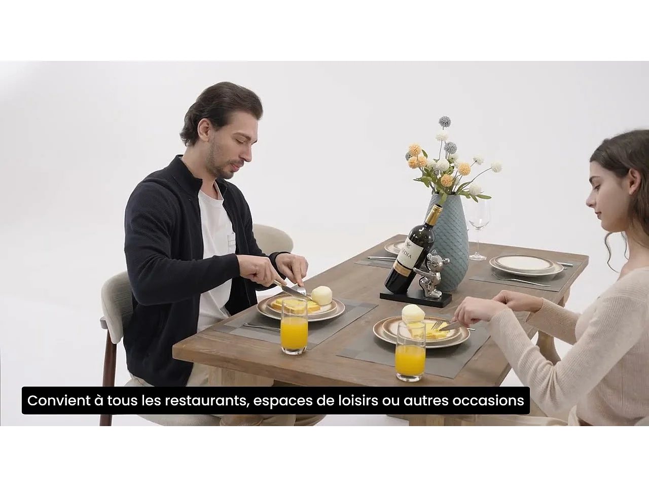 Set van 4 beige eetkamerstoelen SMARTUE  – Massief houten poten, gebogen rugleuning, stoffen zitting