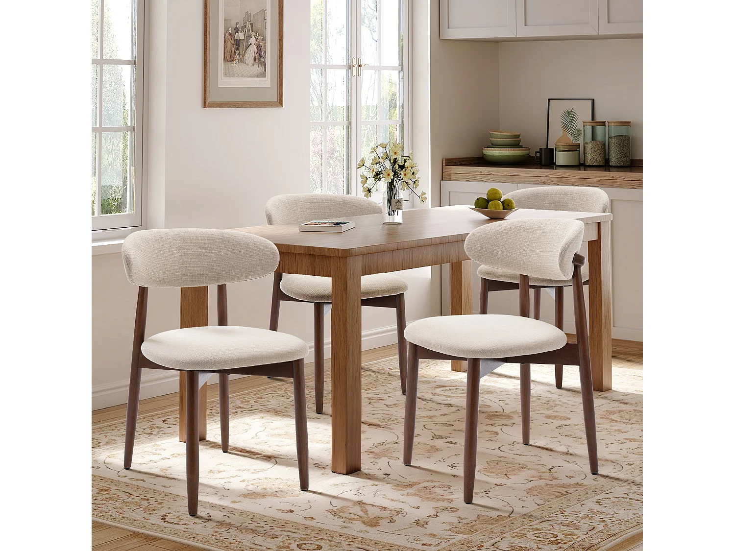 Lot de 4 chaises de salle à manger beige SMARTUE – Pieds en bois massif, dossier incurvé, assise en tissu