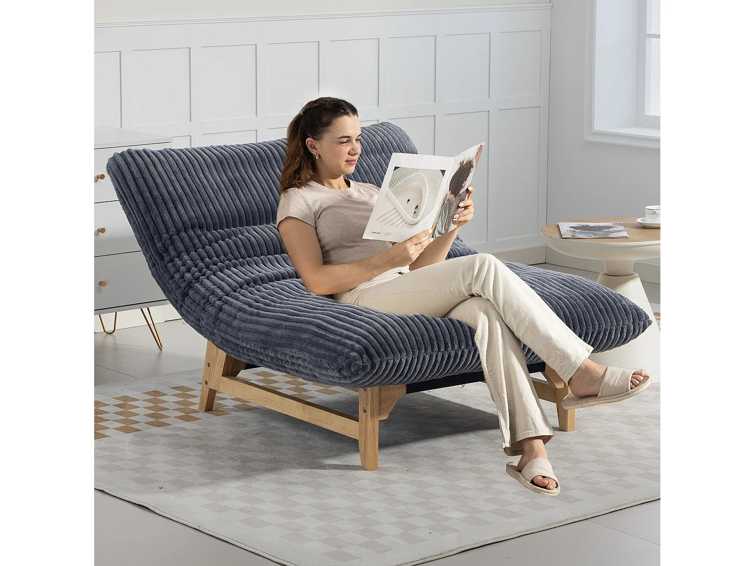 Fauteuil beanbag gris, fauteuil individuel décontracté sans accoudoirs, en tissu côtelé.