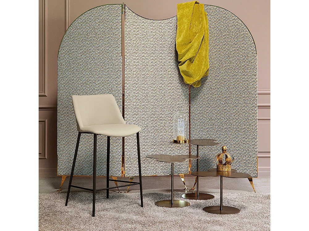 Tabouret en agate avec base gris charbon et tissu éco-cuir beige