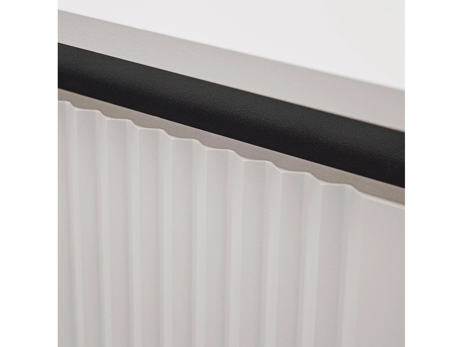 AX LIVING Vitrine BODRUM Hochschrank 2 Türen Glas 56 cm Sandbeige