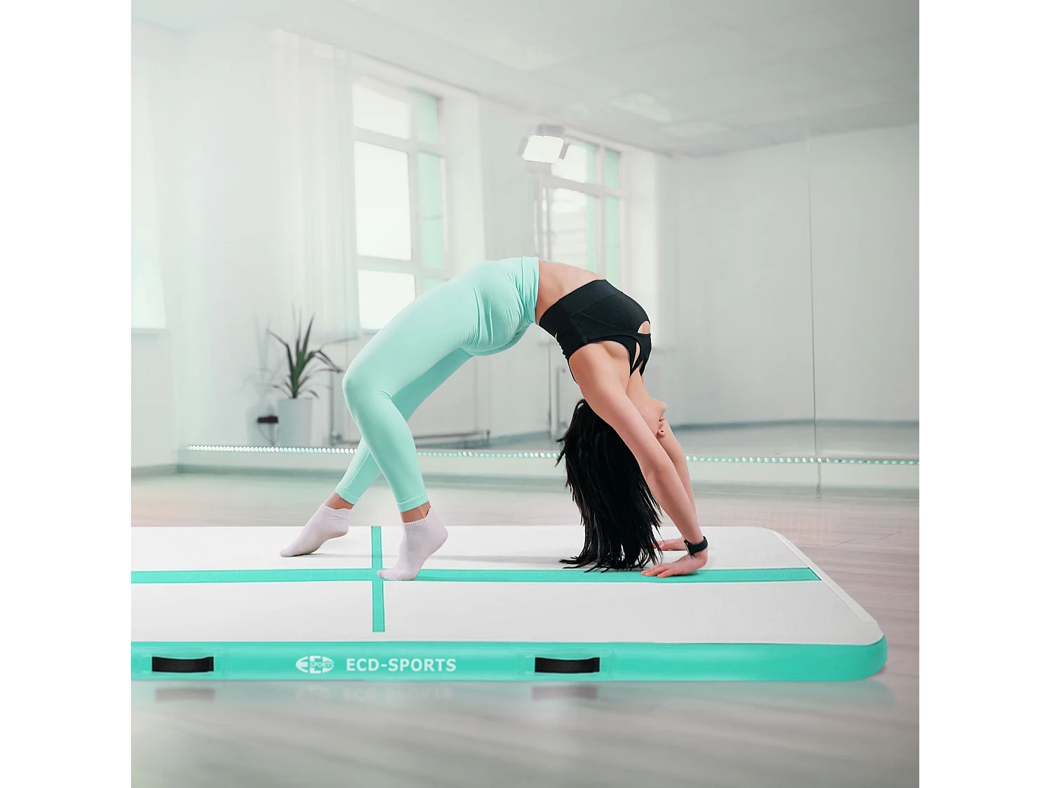 Tapis airtrack 300x100x10cm vert menthe piste de gymnastique gonflable pour tumbling yoga pilates et fitness avec pompe électrique et sac de transport