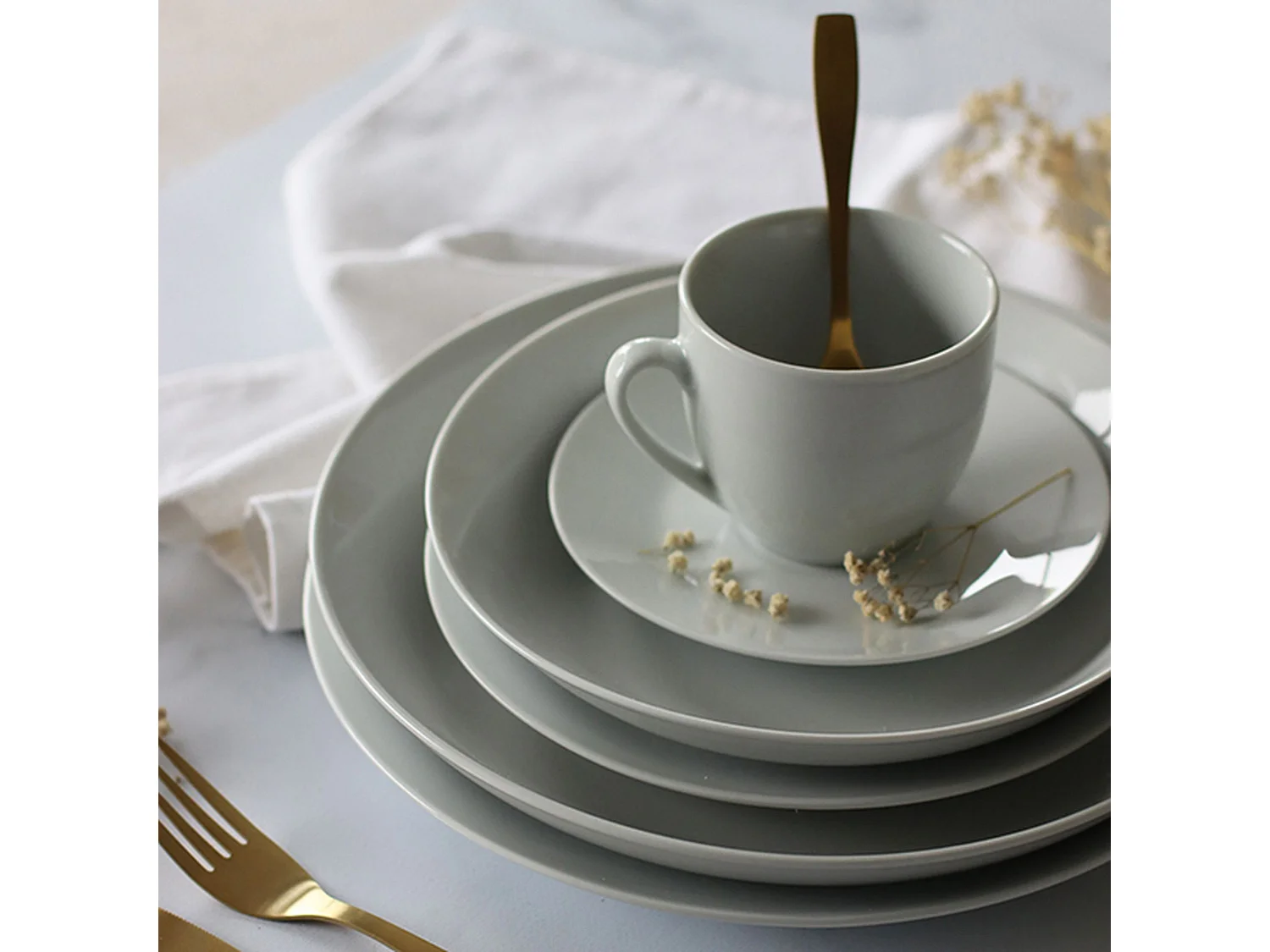 Novastyl - Lot De 48 Assiettes Metropolitan En Porcelaine