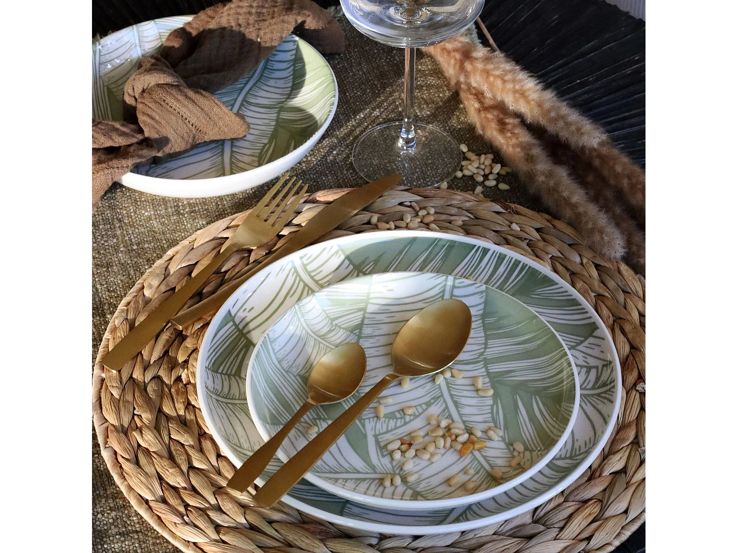 Novastyl - Lot De 48 Assiettes Leaves En Grès