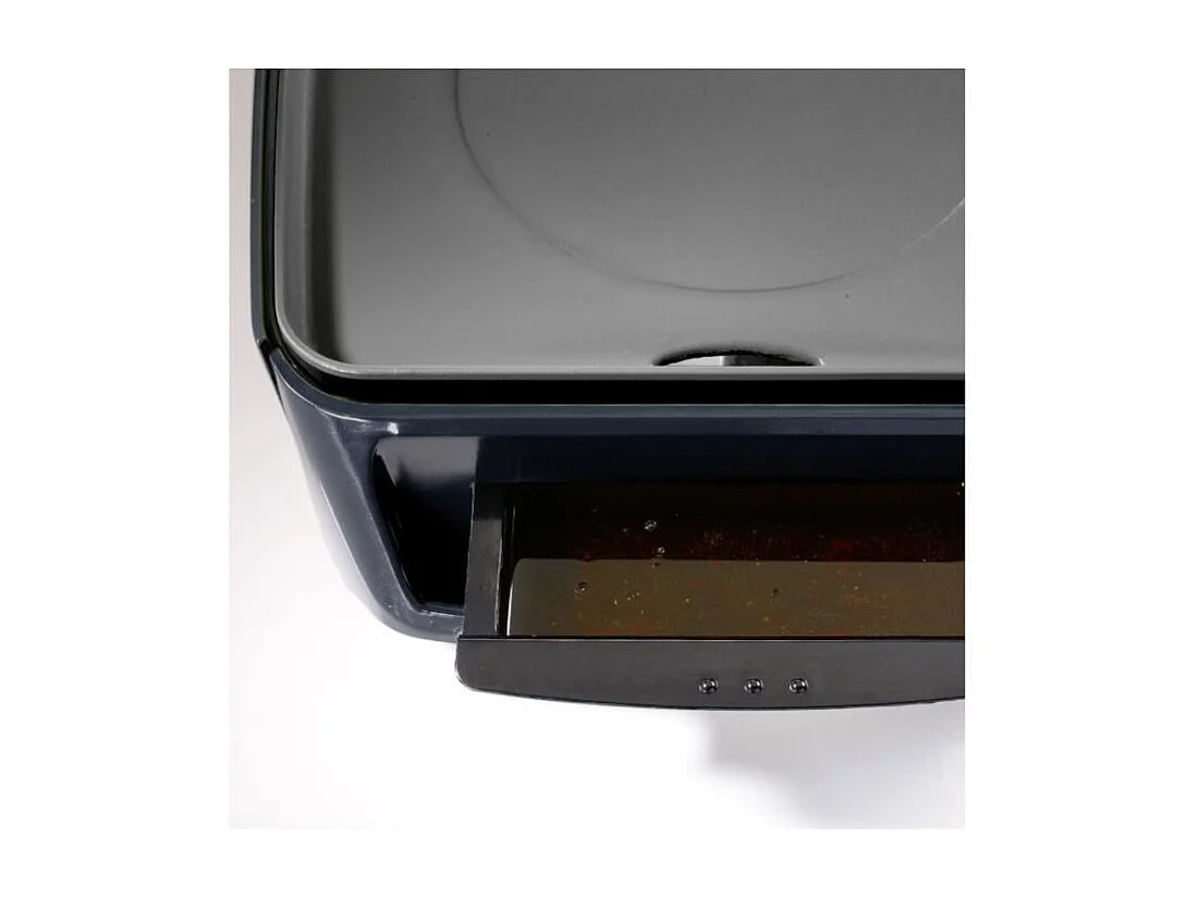 Elektryczna plancha Brandt PLA1322N 2200W, regulowany termostat 5 pozycji, powłoka nieprzywierająca, wyjmowana tacka, czarna